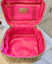 Load image into Gallery viewer, Caroline Hill Hampton Train Case