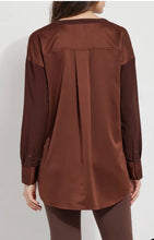 Load image into Gallery viewer, Lysse 232889M4 Token Pullover Top
