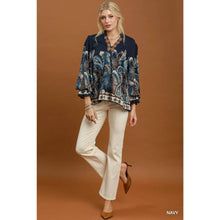 Load image into Gallery viewer, Paisley Border Print Blouse