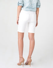 Load image into Gallery viewer, Liverpool LM9084QY-W