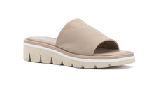 Load image into Gallery viewer, Vince Camuto Abrelyn