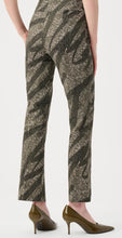 Load image into Gallery viewer, Joseph Ribkoff 263080 Pant
