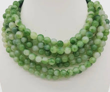 Load image into Gallery viewer, Chunky Beaded Magnetic Necklace
