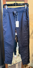 Load image into Gallery viewer, Look Mode Jegging w/Ribbon
