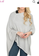 Load image into Gallery viewer, Top It Off LY5 Elsa Bamboo Poncho
