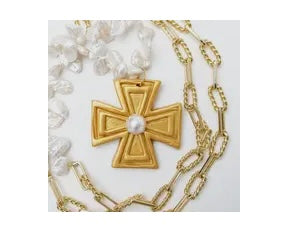 The Hidden Truth Paperclip Chain W/Pearls Anna Pearl Cross