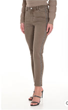 Load image into Gallery viewer, Frank Lyman 244649U Pant
