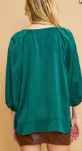 Load image into Gallery viewer, Umgee K9226 Satin Top
