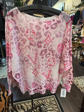 Load image into Gallery viewer, Look Mode Animal Print LV Sweater
