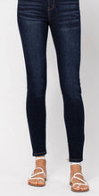 Load image into Gallery viewer, Judy Blue 82253Reg Hi Waist Skinny Jean
