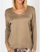 Load image into Gallery viewer, Satin Top W/Cotton Back
