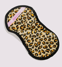 Load image into Gallery viewer, Make Up Eraser Leopard Print Pro
