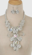 Load image into Gallery viewer, Necklace &amp; Earring Set
